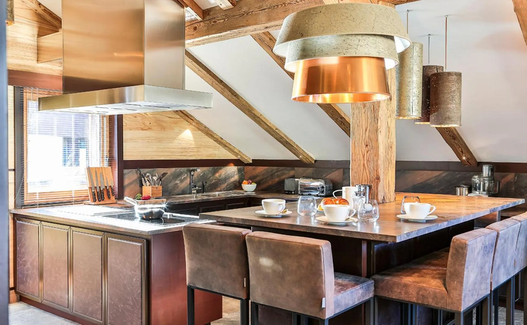 Innsbruck * Luxus-Ferienhaus 0*,  Austria